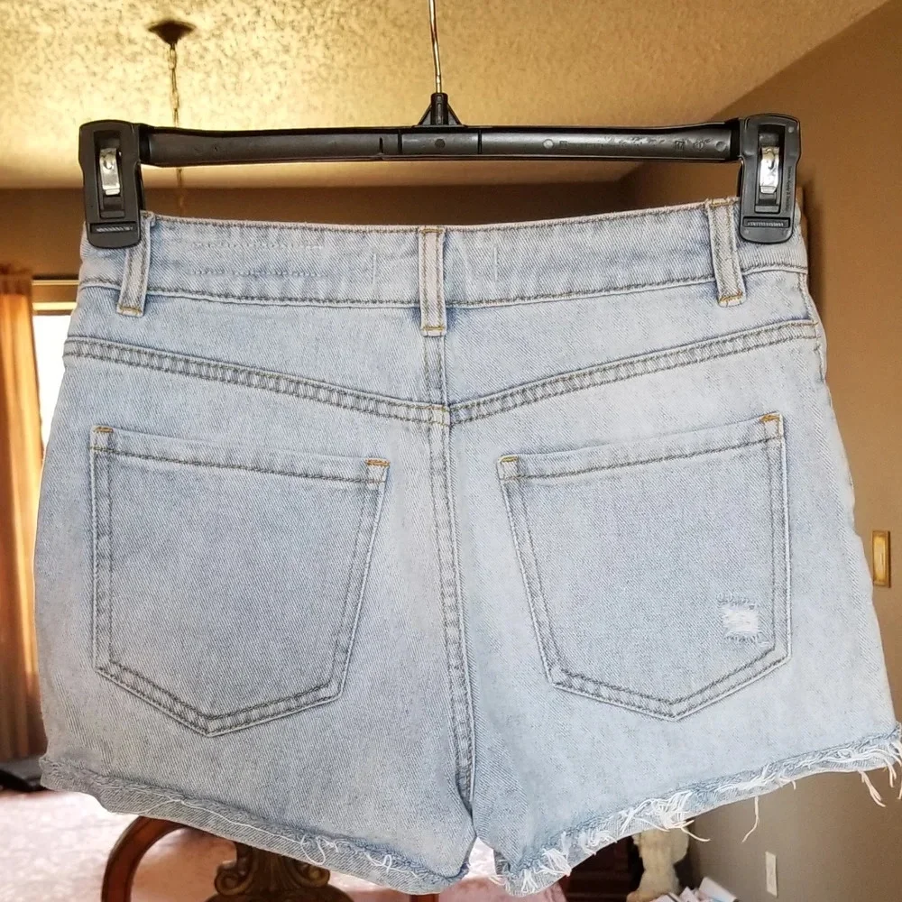 Bull Head Denim Co. Distressed Mom Shorts - Picture 5 of 5